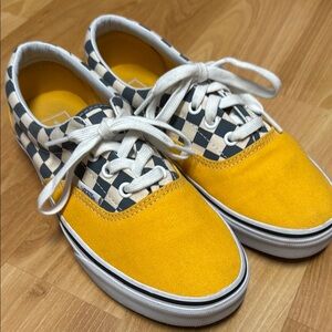 Vans Yellow and Grey Checkered Authentic Style. Men’s 6 Women’s 7.5